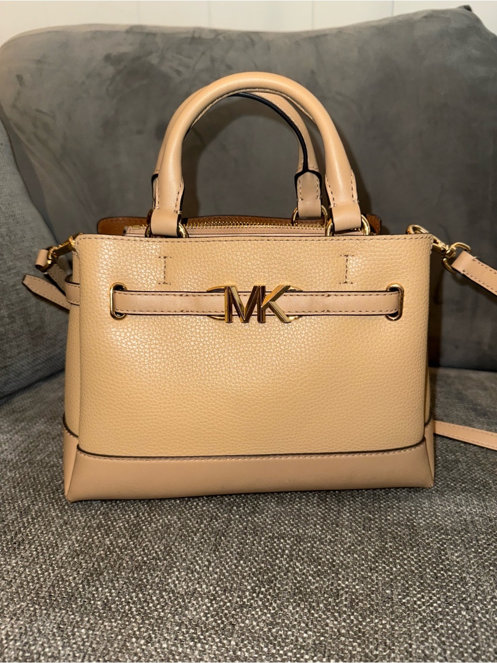 MICHAEL KORS Tan Pebbled Leather MK Logo Satchel